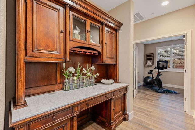 226 Ryans Ln, Grass Valley, CA 95945