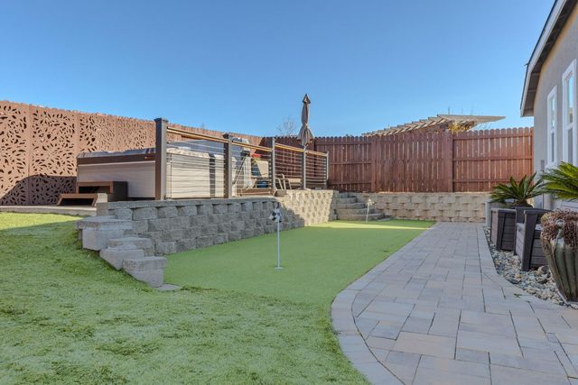 226 Ryans Ln, Grass Valley, CA 95945