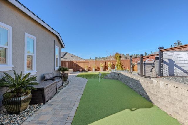 226 Ryans Ln, Grass Valley, CA 95945