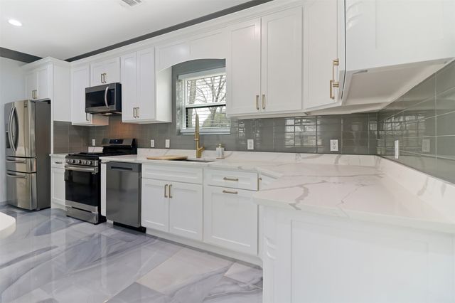 621 N Nursery Road, Irving, TX 75061