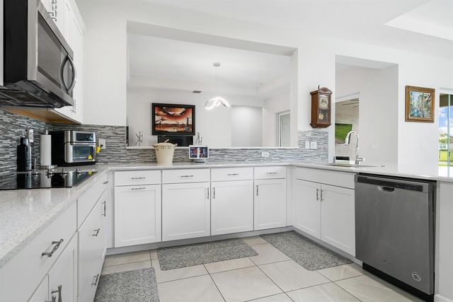 15894 Meadowlark Court, Westlake, FL 33470