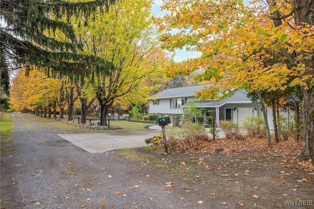 1465 Genesee Street, Pembroke, NY 14036