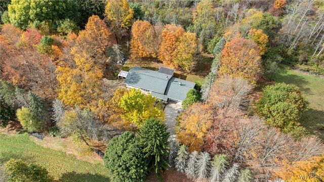 1465 Genesee Street, Pembroke, NY 14036