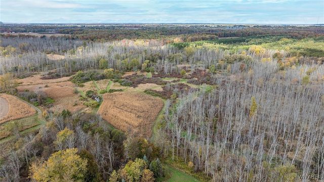 1465 Genesee Street, Pembroke, NY 14036