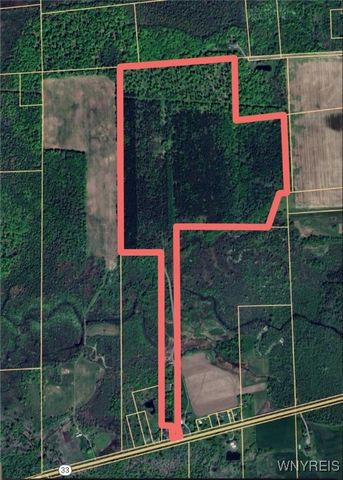 1465 Genesee Street, Pembroke, NY 14036