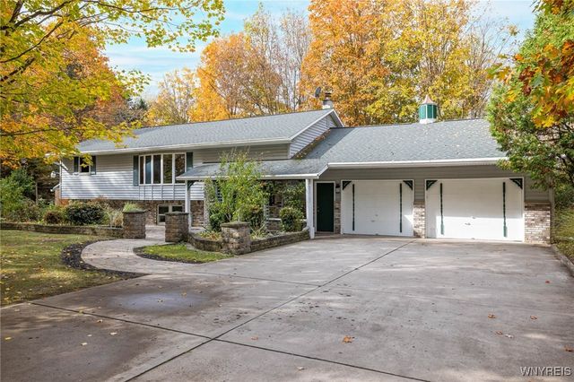 1465 Genesee Street, Pembroke, NY 14036