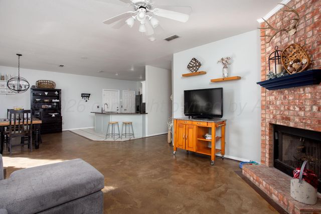 6301 S BOWIE Street, Amarillo, TX 79118