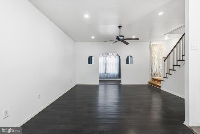 6502 LINMORE AVE, Philadelphia, PA 19142