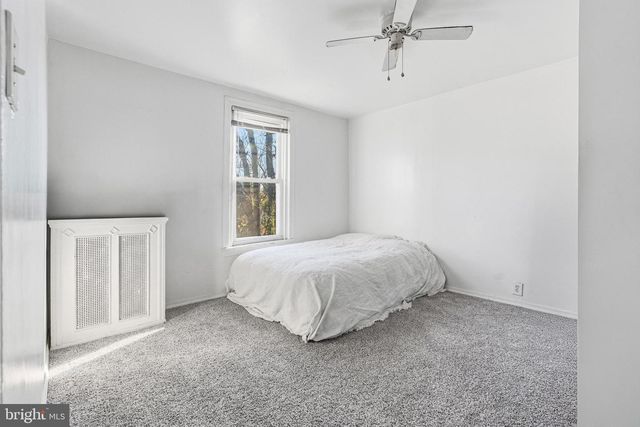 6502 LINMORE AVE, Philadelphia, PA 19142