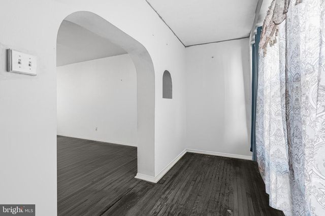 6502 LINMORE AVE, Philadelphia, PA 19142