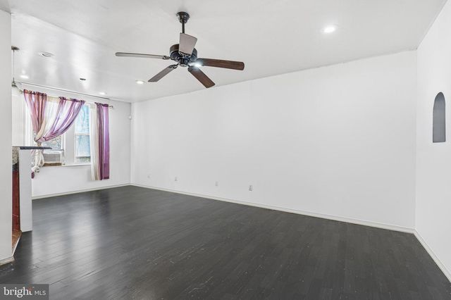 6502 LINMORE AVE, Philadelphia, PA 19142