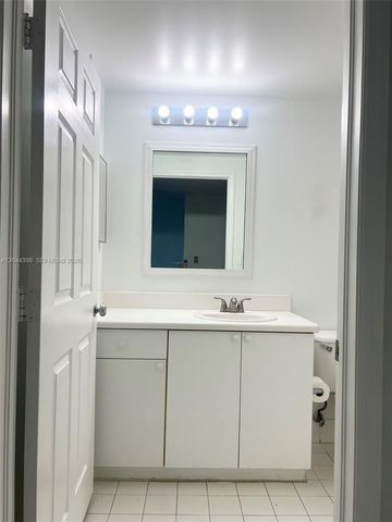 50 Menores Avenue 720, Coral Gables, FL 33134