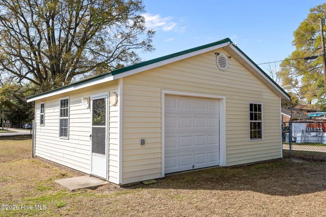 1304 Albemarle Avenue, Tarboro, NC 27886