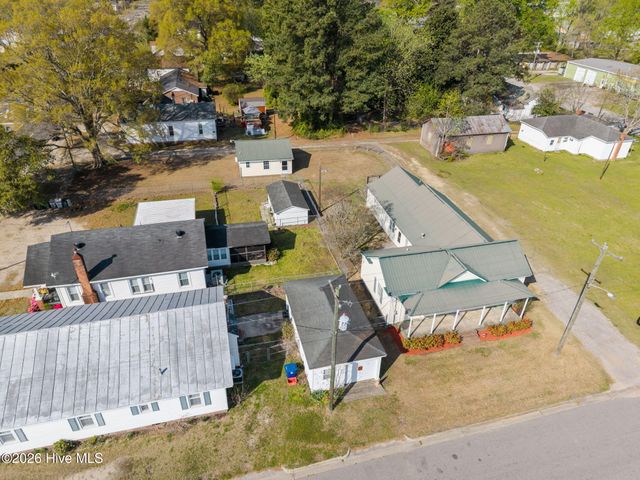 1304 Albemarle Avenue, Tarboro, NC 27886