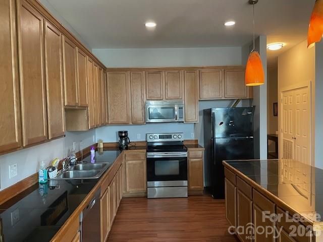 141 W main Avenue, Gastonia, NC 28052