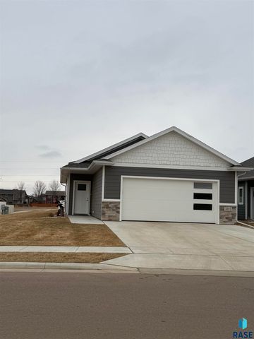 7012 Belgrave Trl Trail, Sioux Falls, SD 57106