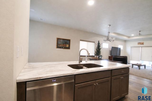 7012 Belgrave Trl Trail, Sioux Falls, SD 57106