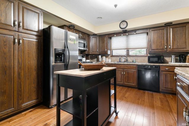 413 S Brook Avenue, Mishawaka, IN 46544