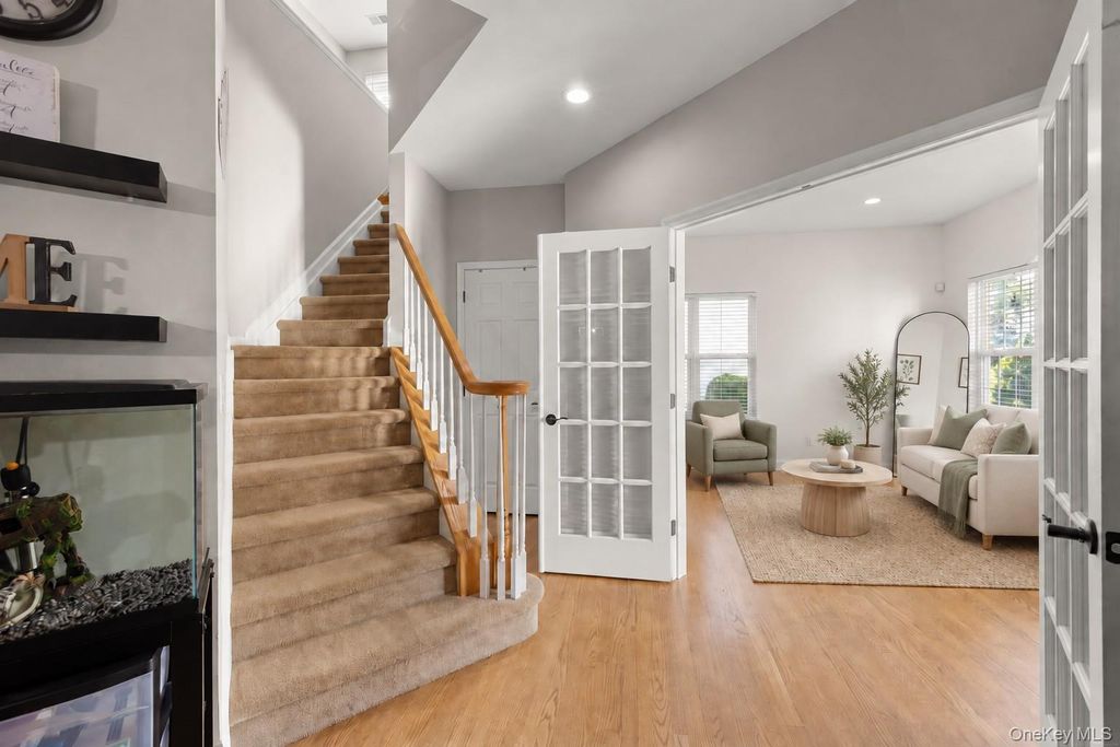 4 Sunflower Ridge Road, South Setauket, NY 11720 — photo 5
