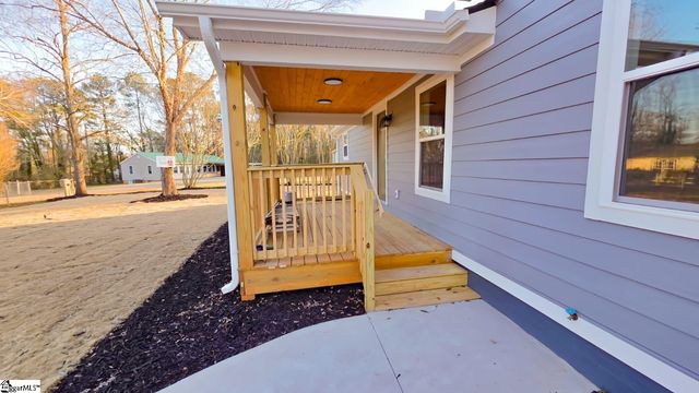 335 Blue Ridge Circle, Belton, SC 29627