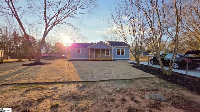 335 Blue Ridge Circle, Belton, SC 29627