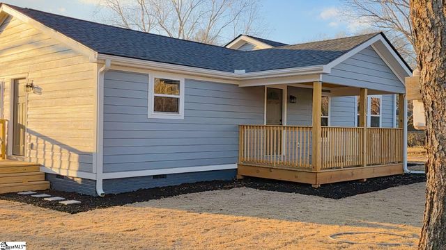 335 Blue Ridge Circle, Belton, SC 29627