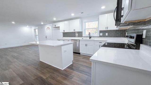 335 Blue Ridge Circle, Belton, SC 29627