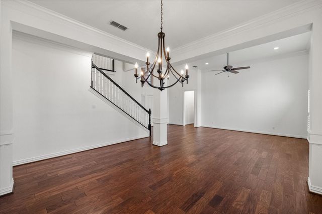 916 Riviera Drive, Mansfield, TX 76063