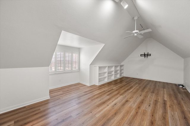 916 Riviera Drive, Mansfield, TX 76063