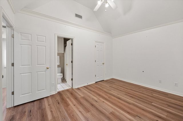 916 Riviera Drive, Mansfield, TX 76063