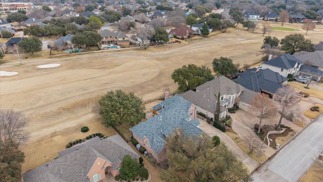 916 Riviera Drive, Mansfield, TX 76063