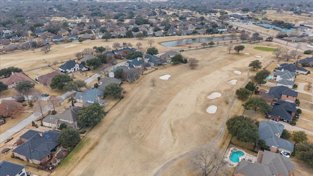 916 Riviera Drive, Mansfield, TX 76063