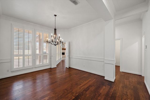 916 Riviera Drive, Mansfield, TX 76063