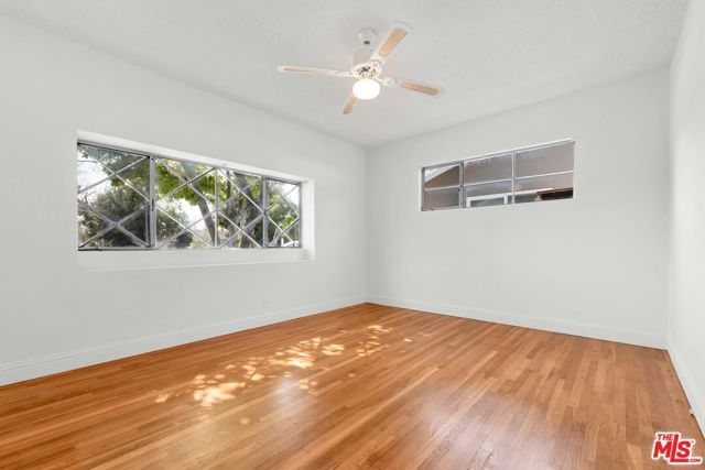 16507 Calahan Street, North Hills (los Angeles), CA 91343