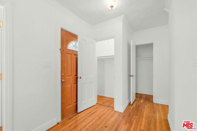 16507 Calahan Street, North Hills (los Angeles), CA 91343