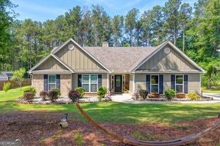204 Lynn Road, Bethlehem, GA 30620