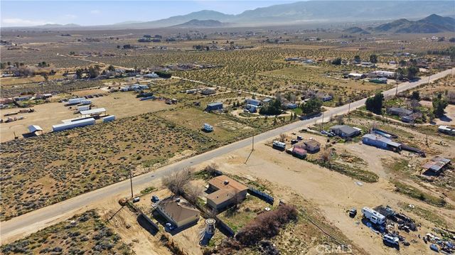 10380 Baker Road, Lucerne Valley, CA 92356