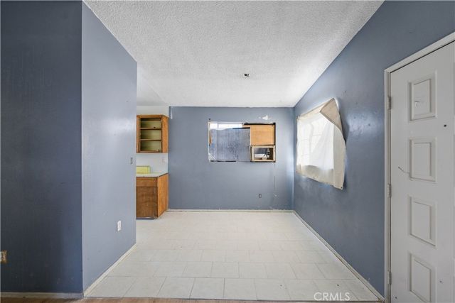 10380 Baker Road, Lucerne Valley, CA 92356