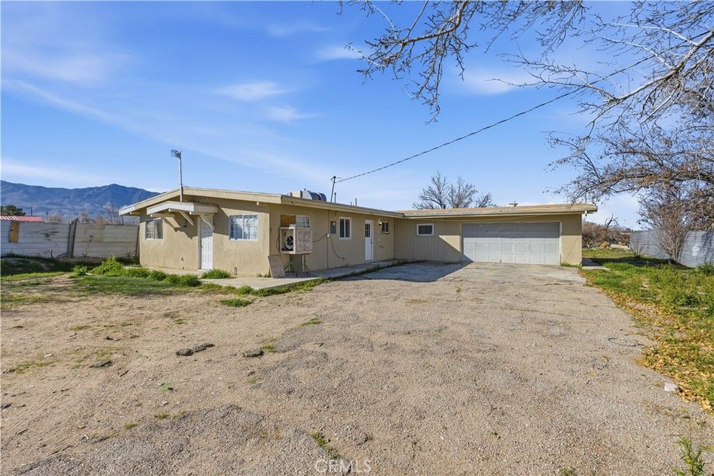 10380 Baker Road, Lucerne Valley, CA 92356