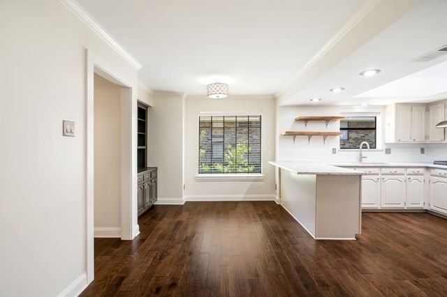10115 Laingtree Drive, Dallas, TX 75243