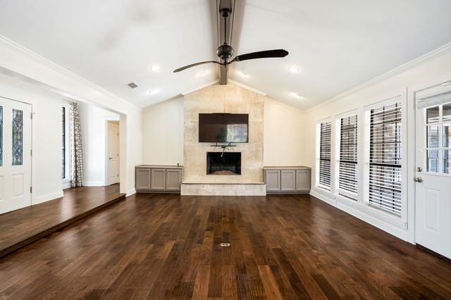 10115 Laingtree Drive, Dallas, TX 75243