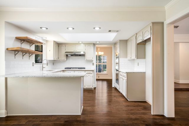 10115 Laingtree Drive, Dallas, TX 75243