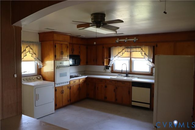 3429 Martin Luther King Hwy, Waverly, VA 23890