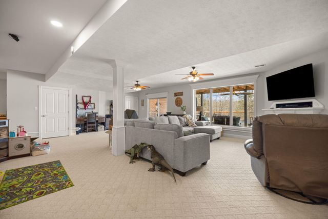 75 Antler Court, Somerset, KY 42503