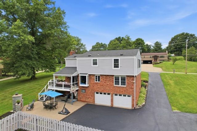 283 Brookwood Rood, Peters Twp, PA 15368