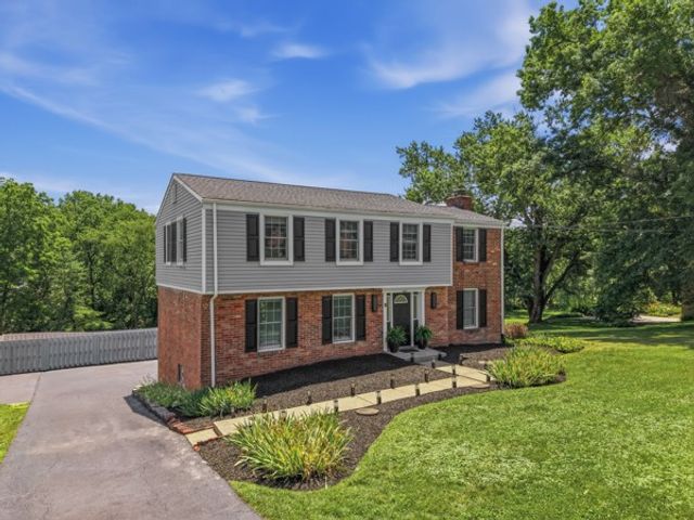 283 Brookwood Rood, Peters Twp, PA 15368