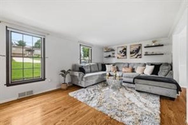 283 Brookwood Rood, Peters Twp, PA 15368