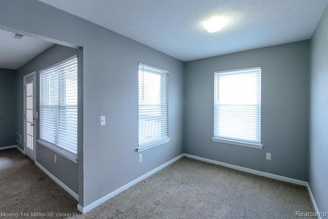 1398 Heatherwood Lane, Ann Arbor, MI 48108