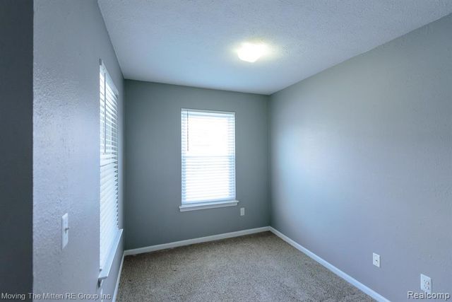 1398 Heatherwood Lane, Ann Arbor, MI 48108