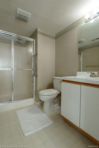 1398 Heatherwood Lane, Ann Arbor, MI 48108